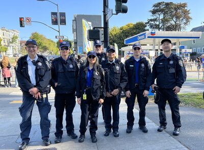 Image of ALERT members before Bay to Breakers deployment.